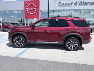 2026 Nissan Pathfinder Platinum