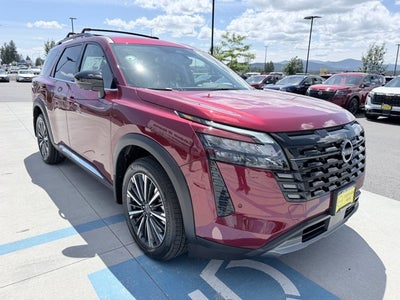 2026 Nissan Pathfinder Platinum