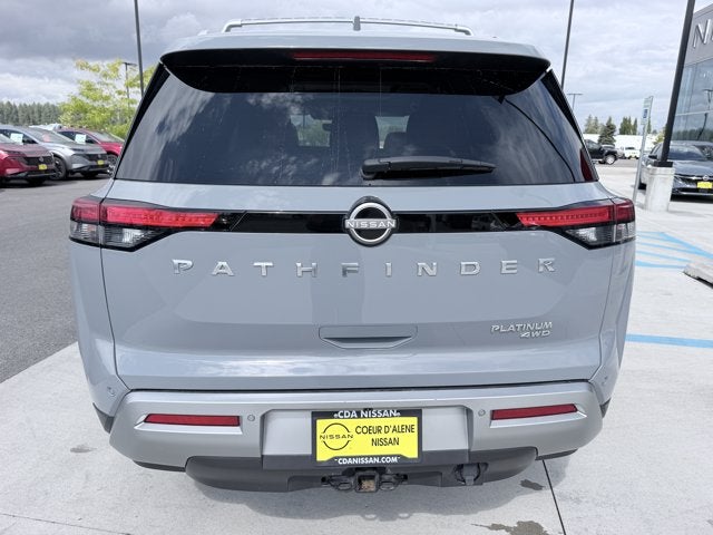 2023 Nissan Pathfinder Platinum