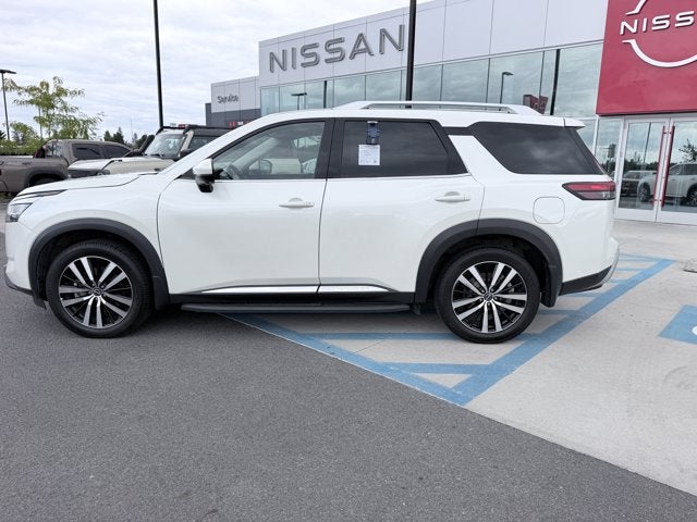 2023 Nissan Pathfinder Platinum
