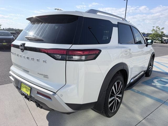 2023 Nissan Pathfinder Platinum