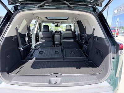 2023 Nissan Pathfinder Platinum