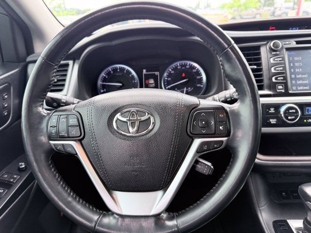 2018 Toyota Highlander Limited Platinum