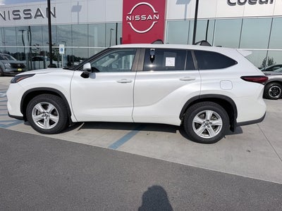 2023 Toyota Highlander LE