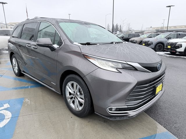 2021 Toyota Sienna Limited