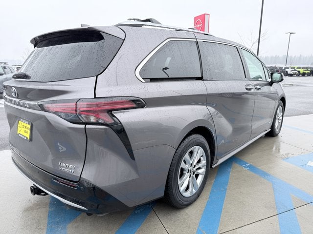 2021 Toyota Sienna Limited