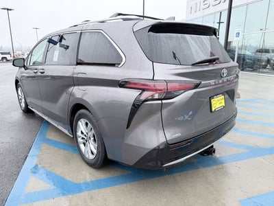 2021 Toyota Sienna Limited