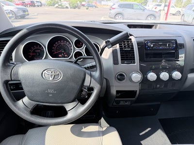 2012 Toyota Tundra 4WD Truck Double Cab 5.7L V8 6-Spd AT (Natl)