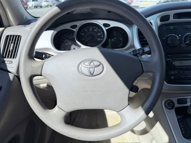 2005 Toyota Highlander 4dr V6 4WD w/3rd Row (Natl)