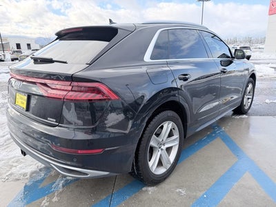 2019 Audi Q8 Premium