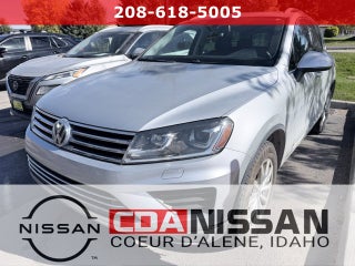 2016 Volkswagen Touareg Base